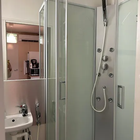 Bungalow House Flat 35m2 *